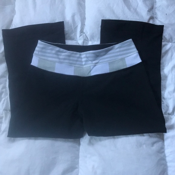 Like New Lululemon Capri’s - Picture 1 of 7